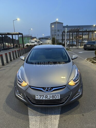 Hyundai Elantra 2015, 38,000 km - 1.8 l - Bakı