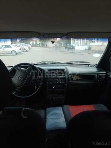 Opel Vectra 1993, 233,300 km - 2.0 l - Bakı