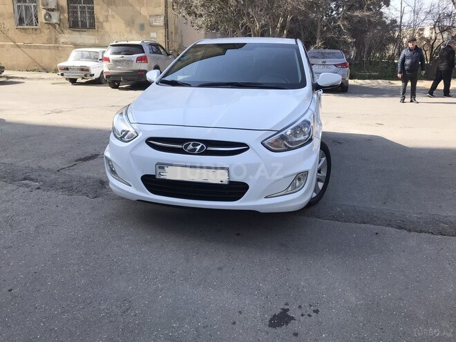 Hyundai Accent 2015, 15,600 km - 1.6 l - Bakı