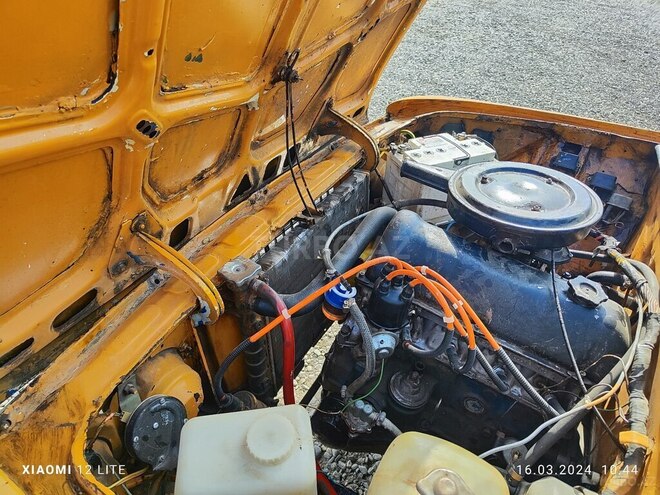 LADA (VAZ) 2106 1983, 25,000 km - 1.6 l - Sabirabad