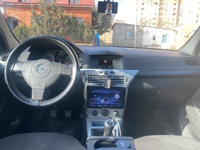 Opel Astra 2009, 301,000 km - 1.4 l - Bakı