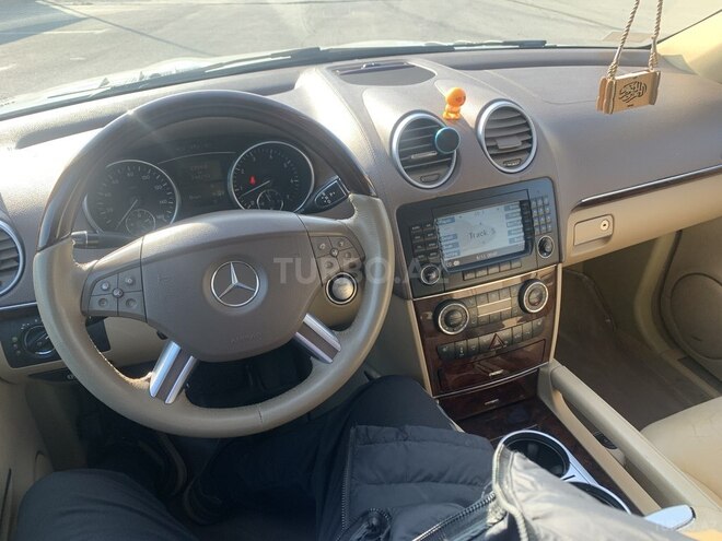 Mercedes GL 550 2008, 240,000 km - 5.5 l - Bakı