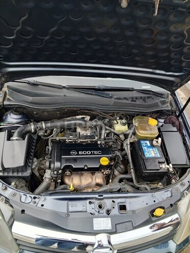 Opel Astra 2006, 575,700 km - 2.0 л - Şəmkir