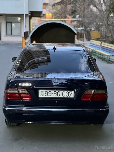 Mercedes E 240 2000, 430,000 km - 2.6 l - Bakı