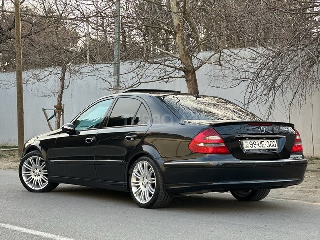 Mercedes E 240 2002, 285,000 km - 2.6 l - Bakı