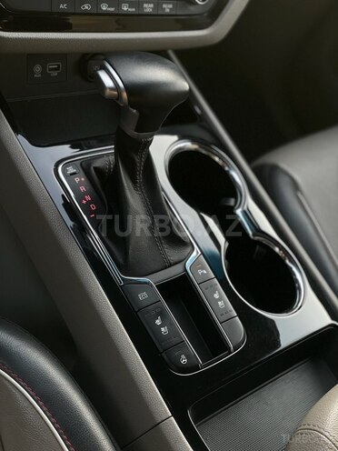 Kia Carnival 2019, 108,000 km - 2.2 л - Bakı
