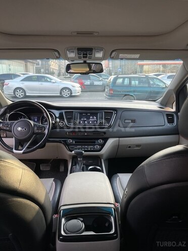Kia Carnival 2019, 108,000 km - 2.2 л - Bakı