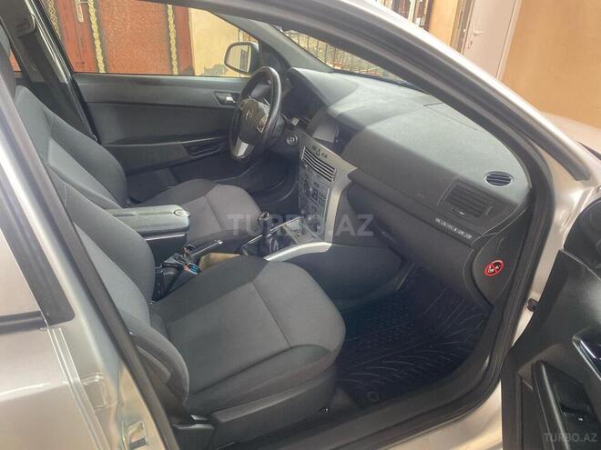 Opel Astra 2010, 210,822 km - 1.4 l - Gəncə