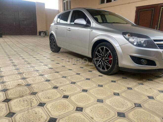 Opel Astra 2010, 210,822 km - 1.4 l - Gəncə