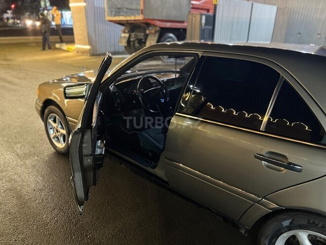 Mercedes C 220 1994, 450,000 km - 2.2 л - Gəncə