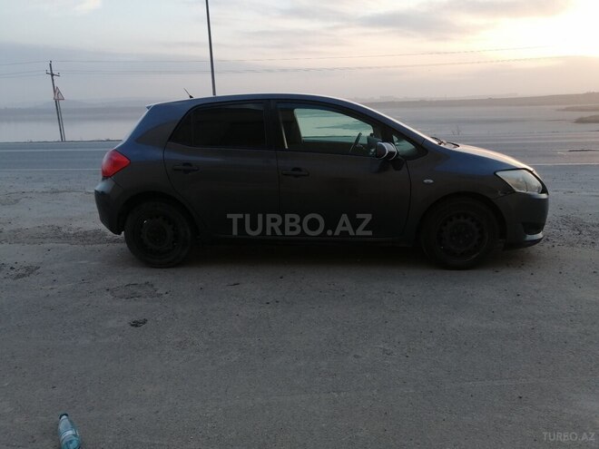 Toyota Auris 2008, 300,000 km - 1.4 l - Bakı