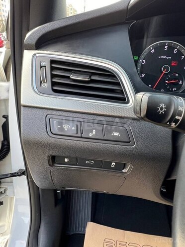 Hyundai Sonata 2015, 193,121 km - 2.0 l - Sumqayıt