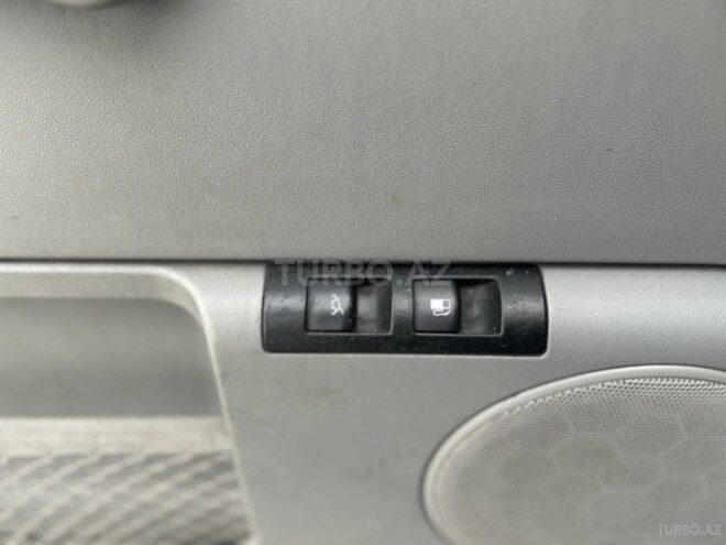 Volkswagen Beetle 2003, 255,000 km - 2.0 l - Bakı