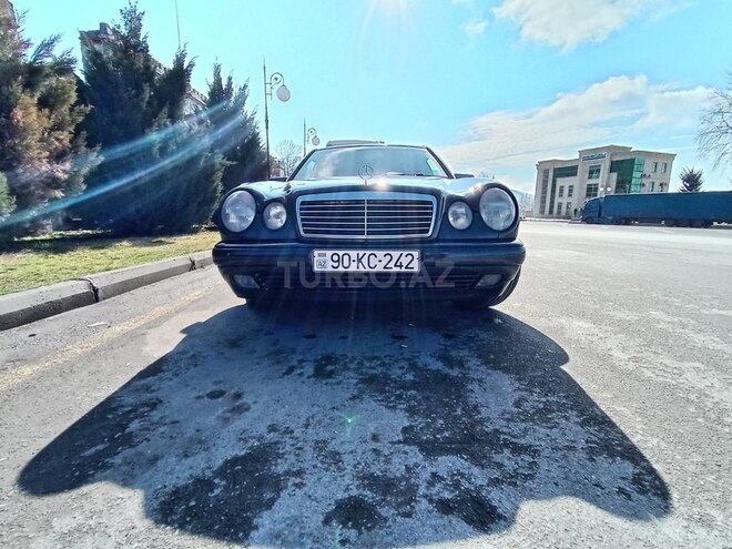 Mercedes E 230 1997, 369,599 km - 2.3 l - Şəki