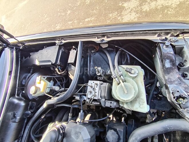 Mercedes E 230 1997, 369,599 km - 2.3 l - Şəki