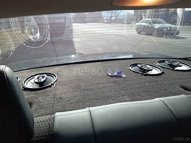 Mercedes E 230 1997, 369,599 km - 2.3 l - Şəki