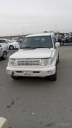 Mitsubishi Pajero io 2000, 288,500 km - 1.8 l - Şamaxı