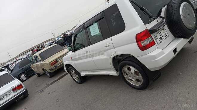 Mitsubishi Pajero io 2000, 288,500 km - 1.8 l - Şamaxı