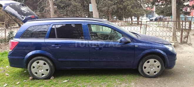Opel Astra 2005, 230,000 km - 1.4 l - Bakı