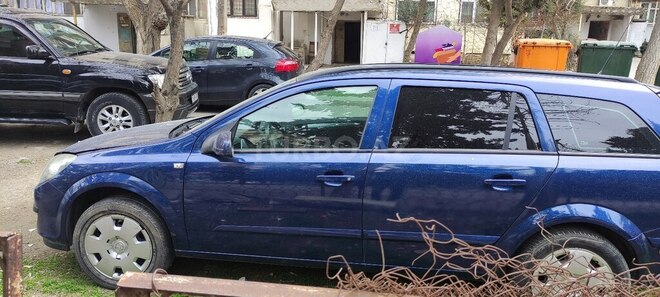 Opel Astra 2005, 230,000 km - 1.4 l - Bakı