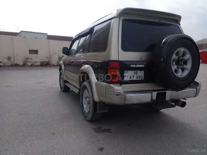 Mitsubishi Pajero 1993, 100,000 km - 2.5 l - Sumqayıt