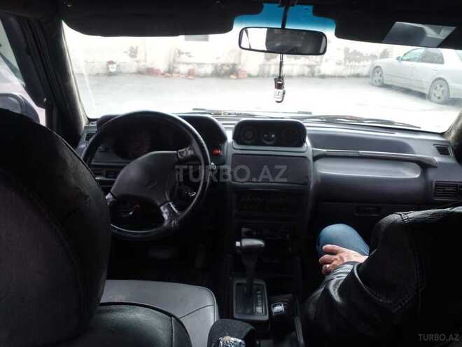 Mitsubishi Pajero 1993, 100,000 km - 2.5 l - Sumqayıt