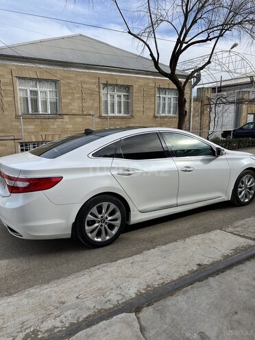 Hyundai Azera 2011, 220,000 km - 2.4 l - Tovuz