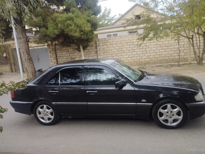 Mercedes C 220 1994, 337,101 km - 2.2 l - Bakı