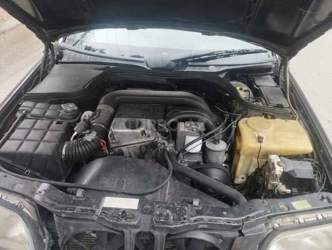 Mercedes C 220 1994, 337,101 km - 2.2 l - Bakı