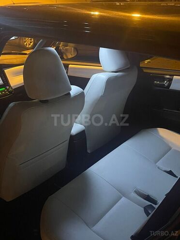 Toyota Corolla 2015, 86,700 km - 1.5 l - Bakı