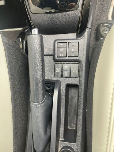 Toyota Corolla 2015, 86,700 km - 1.5 l - Bakı