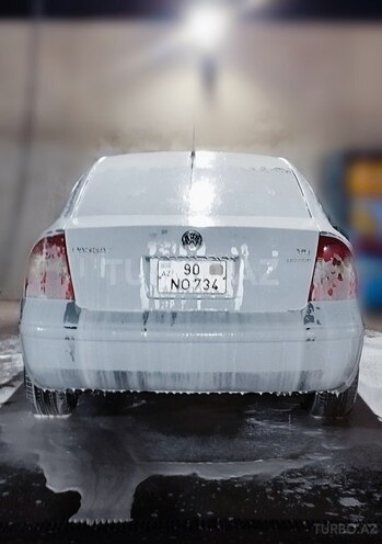 Volkswagen Passat 2002, 265,000 km - 2.8 l - Bakı