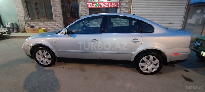 Volkswagen Passat 2002, 265,000 km - 2.8 l - Bakı