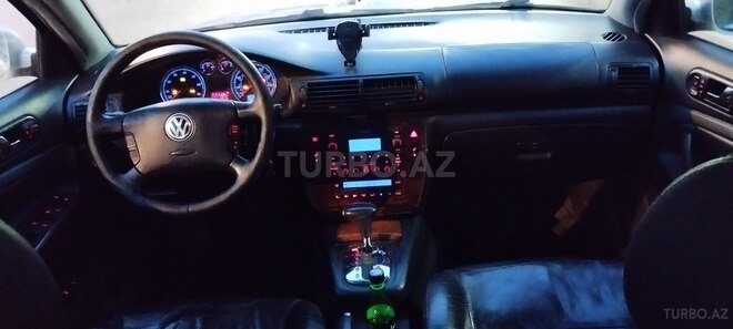 Volkswagen Passat 2002, 265,000 km - 2.8 l - Bakı