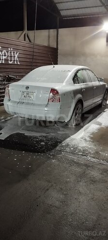 Volkswagen Passat 2002, 265,000 km - 2.8 l - Bakı