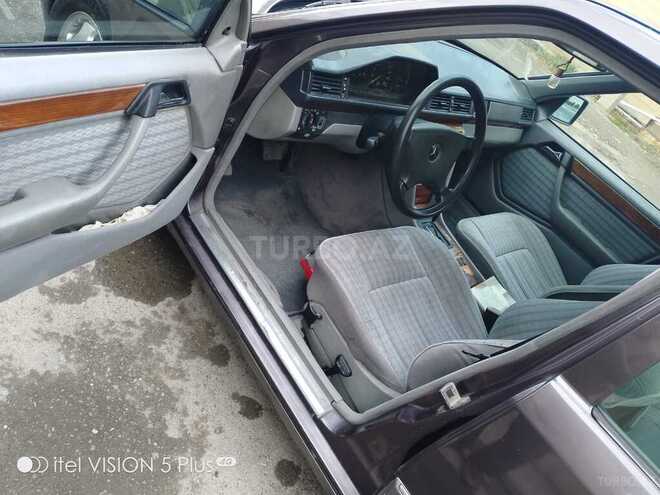 Mercedes E 200 1992, 422,333 km - 2.0 l - Bakı