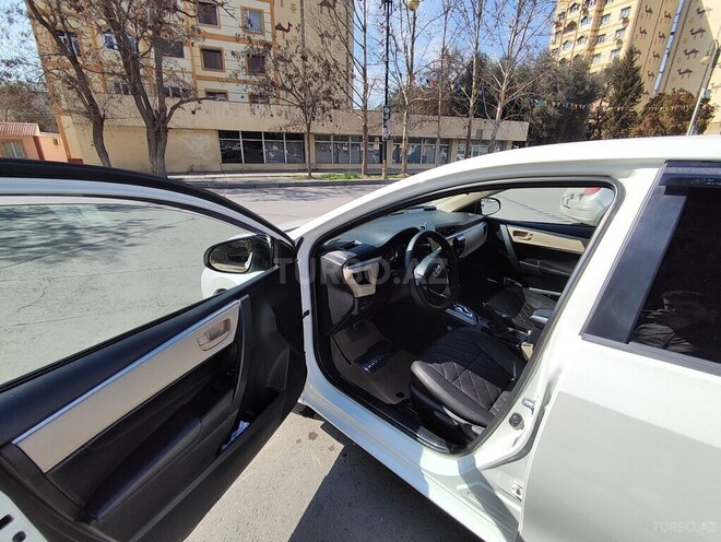 Toyota Corolla 2014, 240,000 km - 1.6 l - Mingəçevir