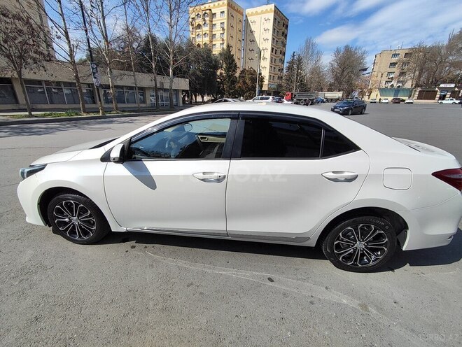 Toyota Corolla 2014, 240,000 km - 1.6 l - Mingəçevir