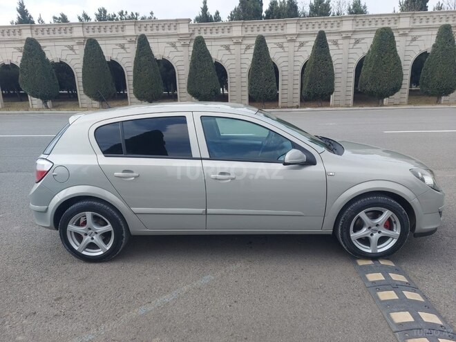 Opel Astra 2006, 295,000 km - 1.4 l - Gəncə
