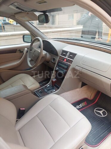 Mercedes C 230 1998, 280,000 km - 2.3 l - Bakı
