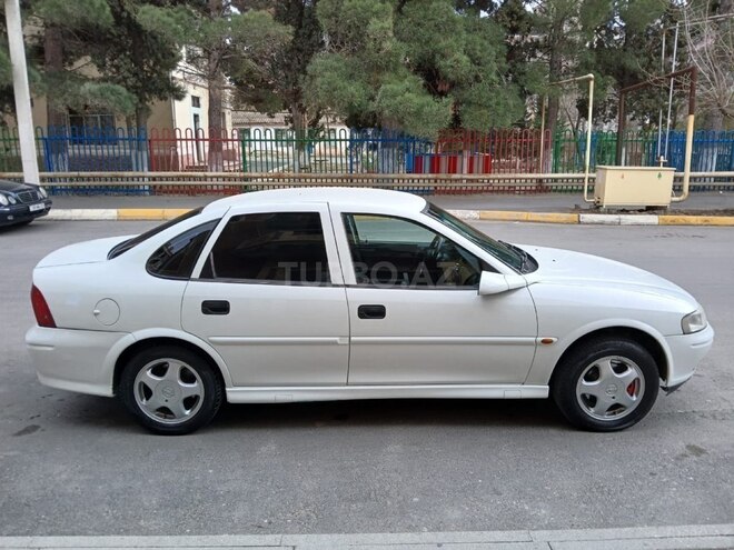 Opel Vectra 2001, 350,000 km - 1.8 l - Sumqayıt