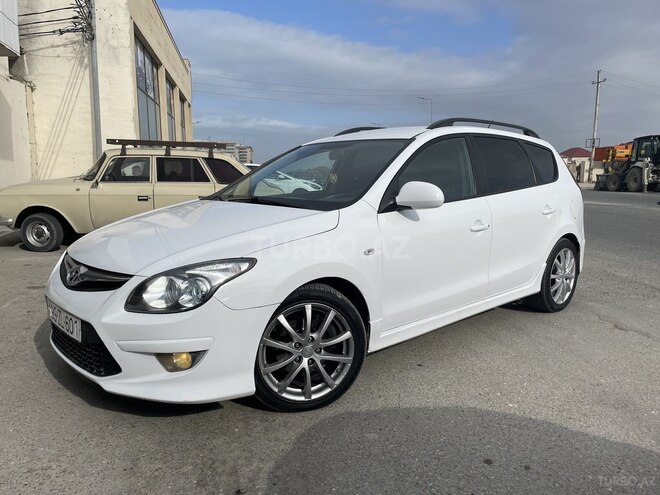 Hyundai i30 2010, 400,000 km - 1.6 l - Bakı