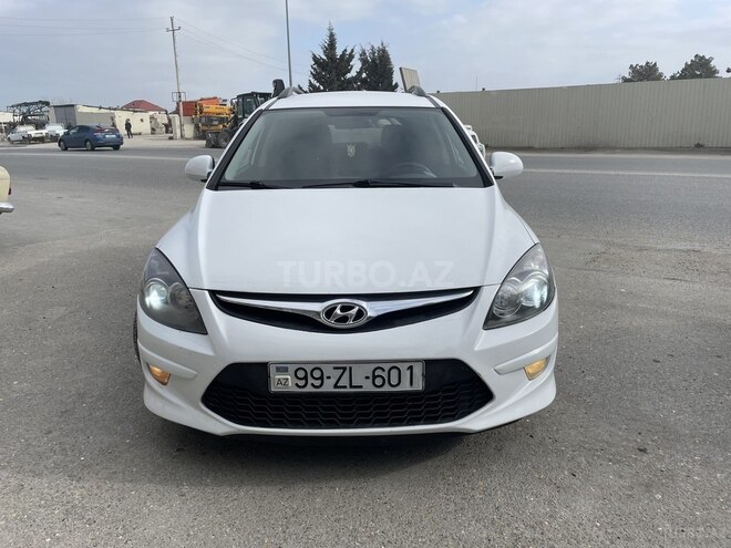 Hyundai i30 2010, 400,000 km - 1.6 l - Bakı