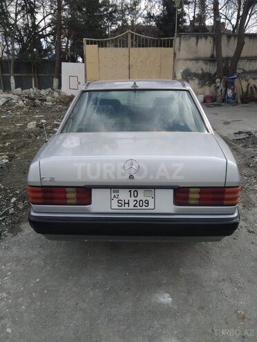 Mercedes 190 1992, 449,229 km - 2.0 л - Yevlax