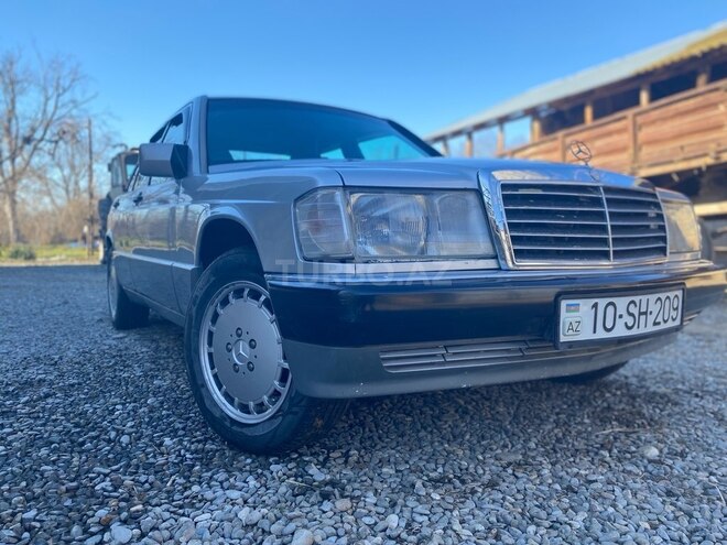 Mercedes 190 1992, 449,229 km - 2.0 л - Yevlax
