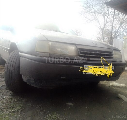 Opel Vectra 1992, 470,000 km - 1.7 l - Qəbələ