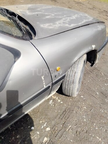 Opel Vectra 1992, 470,000 km - 1.7 l - Qəbələ