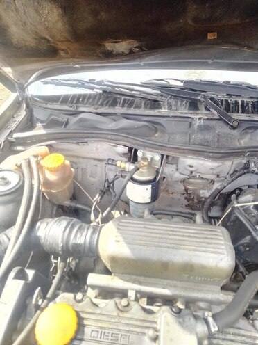 Opel Vectra 1992, 470,000 km - 1.7 l - Qəbələ