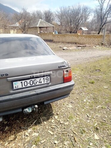 Opel Vectra 1992, 470,000 km - 1.7 l - Qəbələ