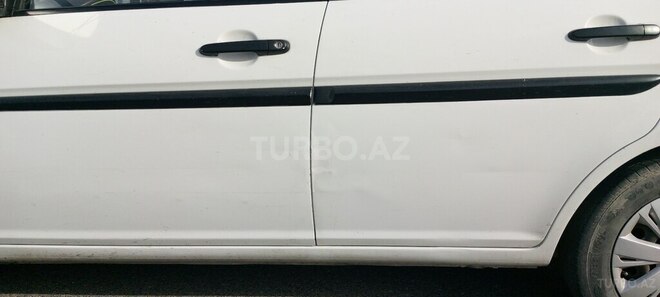 Hyundai Accent 2008, 370,000 km - 1.5 л - Bakı